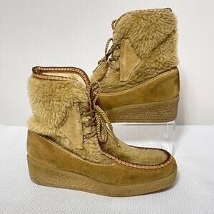 Vintage Snow Land Winter Boots Womens 6 Sherpa Leather Moccasin BOHO HIPPIE USA